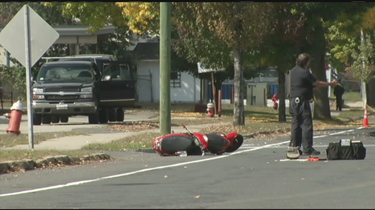 Man killed in moped crash in West Springfield YouTube