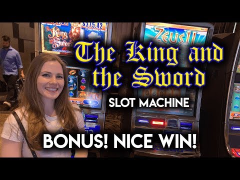The King and The Sword Slot Machine! BONUS! Great Run!!
