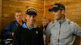 Bernhard Langer teaching talents at BMW International Open
PGA-golfer Bernhard Langer teaches the perfect swing to a few german golf prospects at the BMW International Open. Its all about the technique. Bernhard Langer teaching talents at BMW International Open