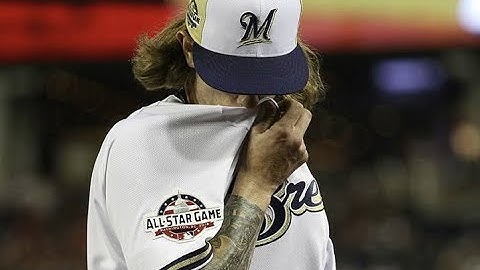 Should MLB Suspend Josh Hader For His Racist Tweets?