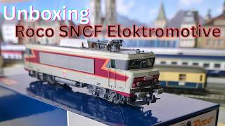 Unboxing  SNCF BB 15056, Roco 7520136