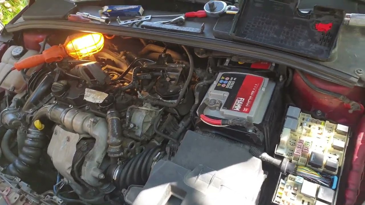 Ford Focus Mk3 1,6 TDCI 115KM wymiana świec żarowych , bezpieczniki , przekaźnik i.t.d.