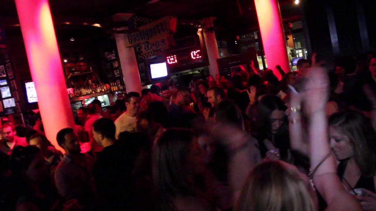 Demütigen Tulpen Fertig west end johnnies Absondern pfeifen Frequenz