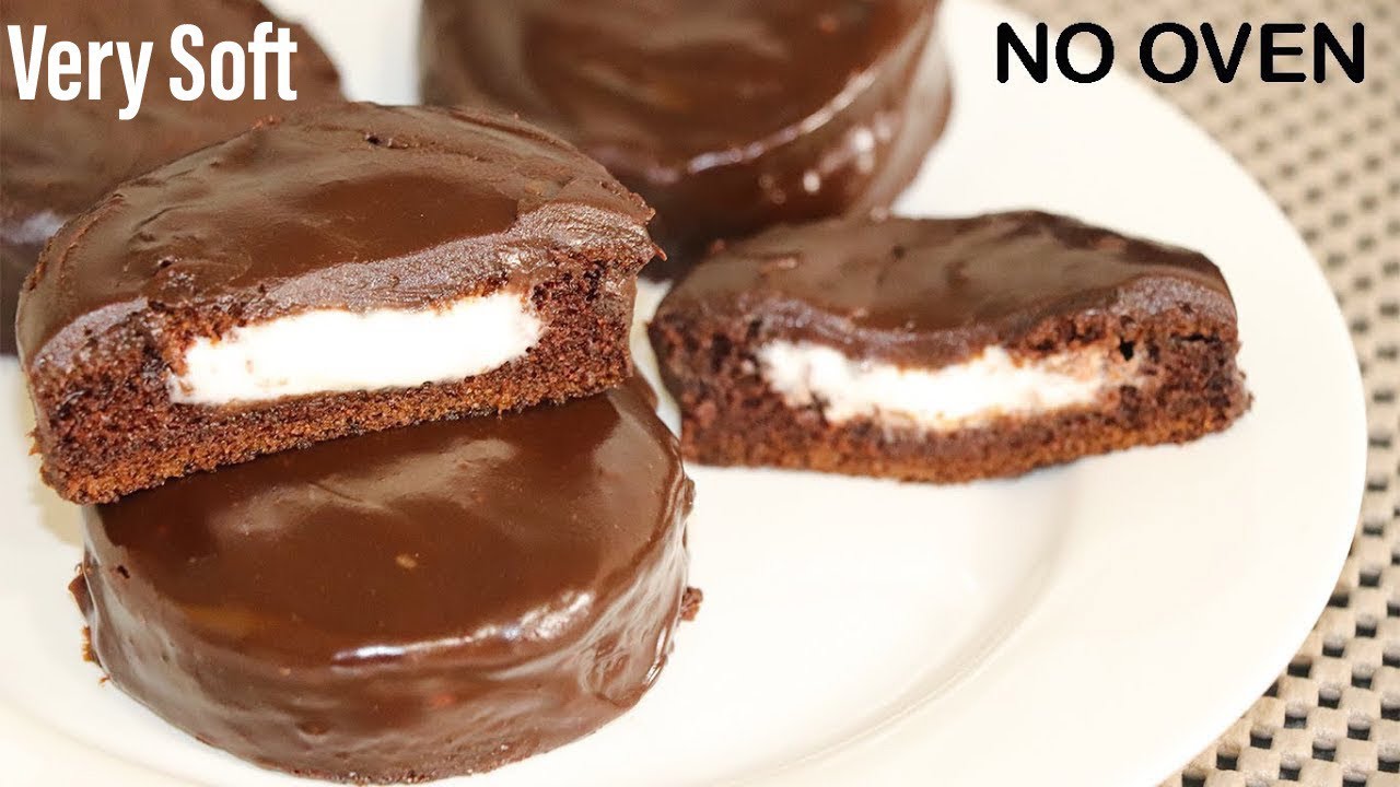 Chocolate Ding Dong Cake Without Oven Cake Recipe | Chocolate Cake by (HUMA IN THE KITCHEN)