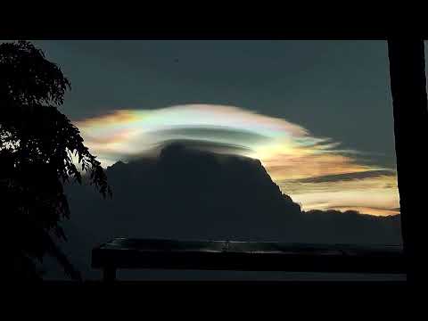 A rainbow cloud seen in china