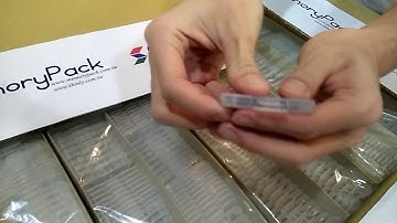 How to use 2 SD mini case jewel box plastic packaging  (www.memorypack.com.tw)