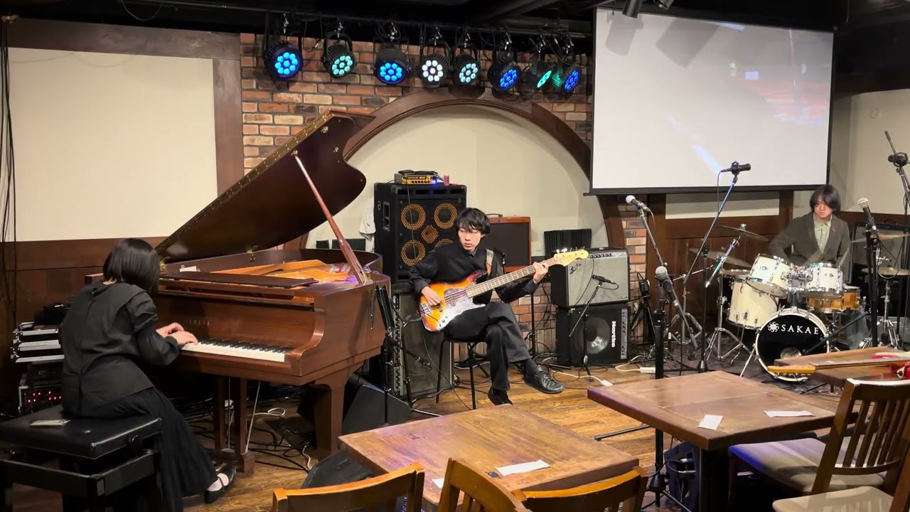 上原ひろみ ザ・トリオ・プロジェクトのコピー【II部ジョイント2025】【軽音楽部ROCK】