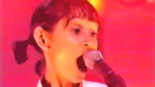 Video thumbnail of "Echobelly - Great Things (TOTP)"