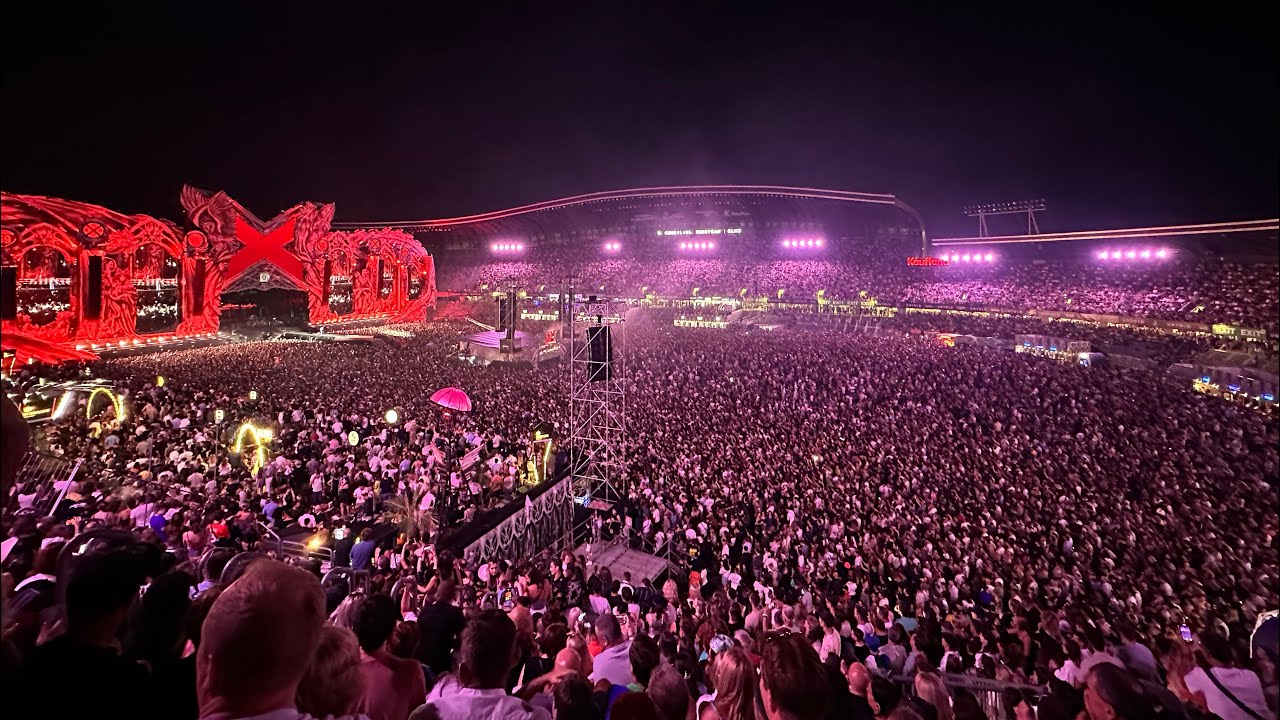 Post Malone - I Fall Apart live @Untold Music Festival