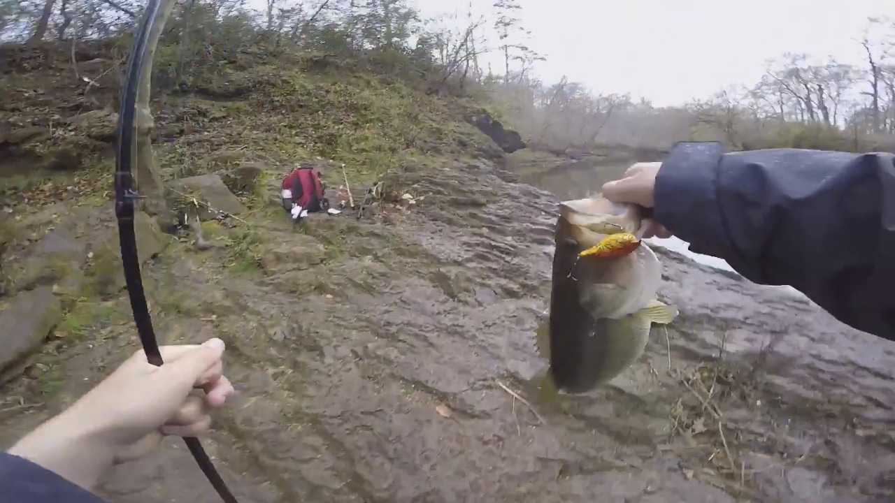 Fishing Crawfish Crankbaits for Pre Spawn Bass YouTube