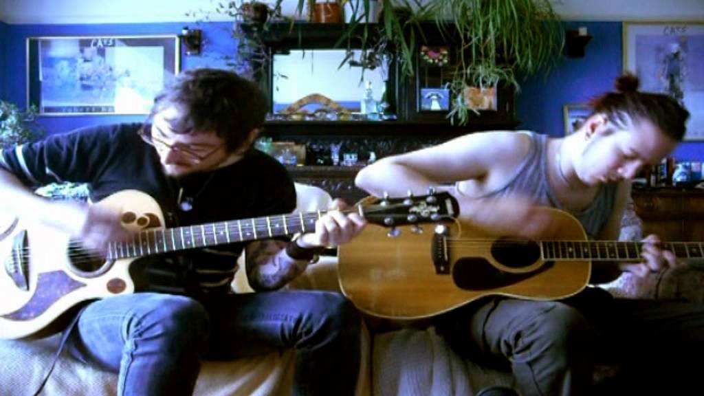 PURPLE BUBBLE BEAUTIFUL LOW museo ning angeles