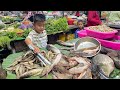 Amazing cooking skills, Chef Seyhak buy fish and bamboo shoot for cooking - Countryside life TV