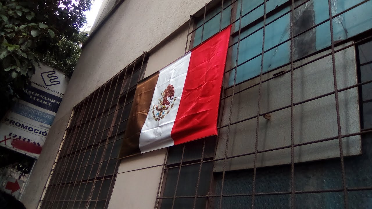 Abriendo sobres en la ycs 200!!!