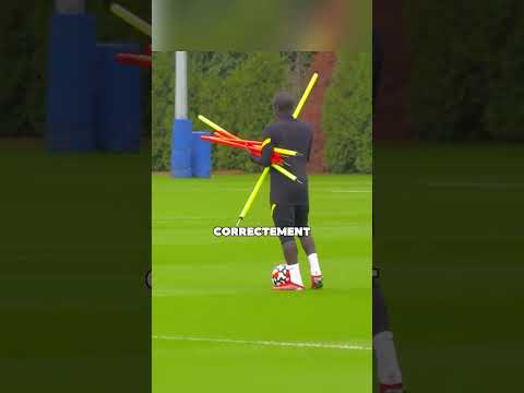 Moments de Respect n'golo Kante 😍 #football #kante #shorts #viral #foryoupage #percer