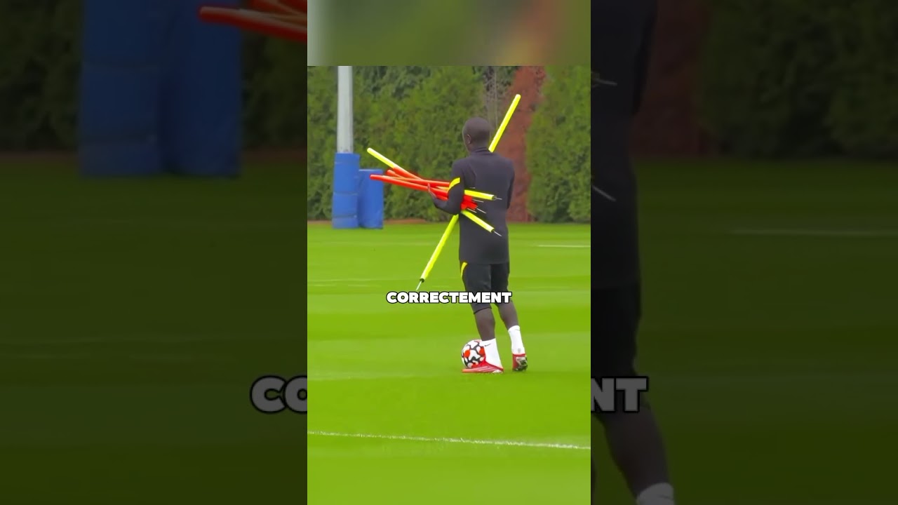 Moments de Respect n'golo Kante 😍 #football #kante #shorts #viral #foryoupage #percer