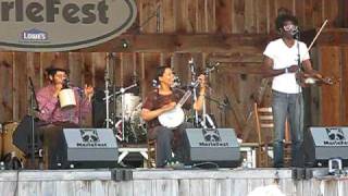 Cornbread & Butterbeans- Carolina Chocolate Drops- Merlefest 2009 chords