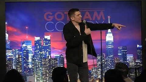 New Yorkers Mind Their Business TOO much - Andrew Schulz - Stand Up Comedy