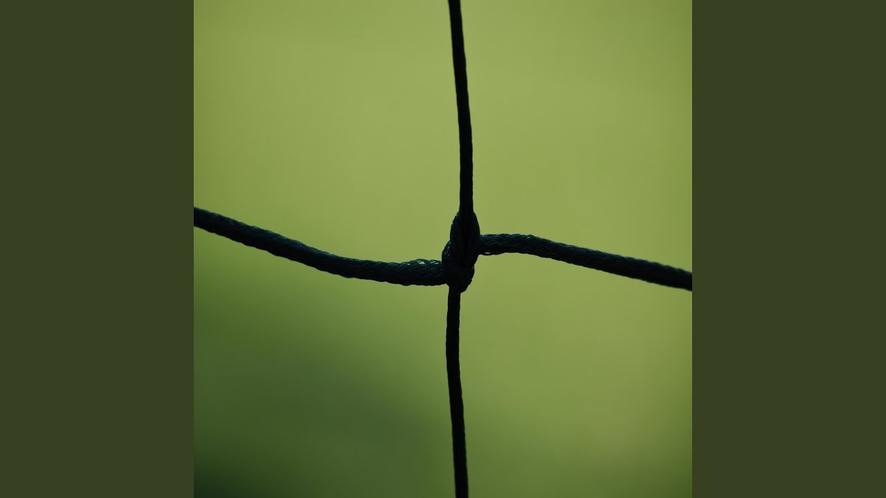 Ei Goritze adlı videoyu YouTube'da izle Ei Goritze adlı videoyu YouTube'da izle