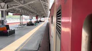 Sangli - KSR BENGALURU RANI Chennamma Express departing Sangli, Maharashtra! #indianrailways #irfca