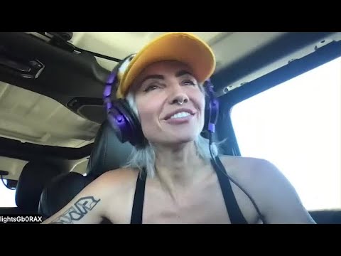 Pop Artist Lights On Visual Vs Audio Art New Album AKG Fallsview Show 