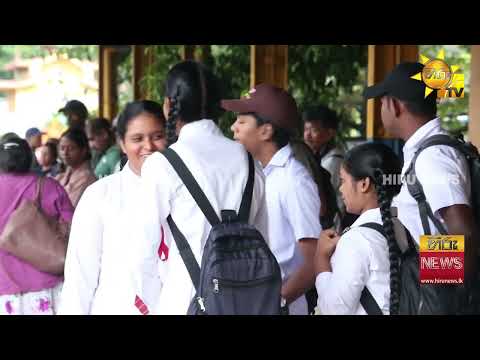 දුම්රිය වර්ජනය මැද අදත් 'පැක්' වුණු කෝච්චි - Hiru News