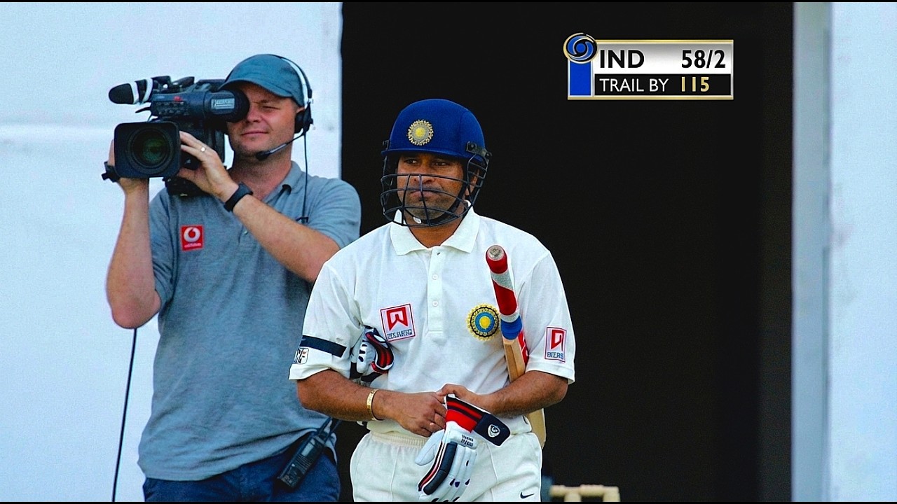 Sachin Fights Alone… Australia Walks Over India 😱 | 2001 Mumbai Test