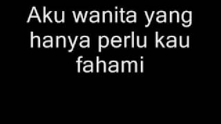 Download Lagu aku wanita-siti nurhaliza.wmv MP3