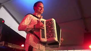 Jrme Robert Chamberet Oct 2025  Adios Dolores Chiqitita