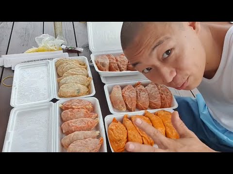국내 만두 매운맛 1위 &amp;quot;미친만두&amp;quot; 지나가는 팬분들 시식ㅋㅋㅋㅋ