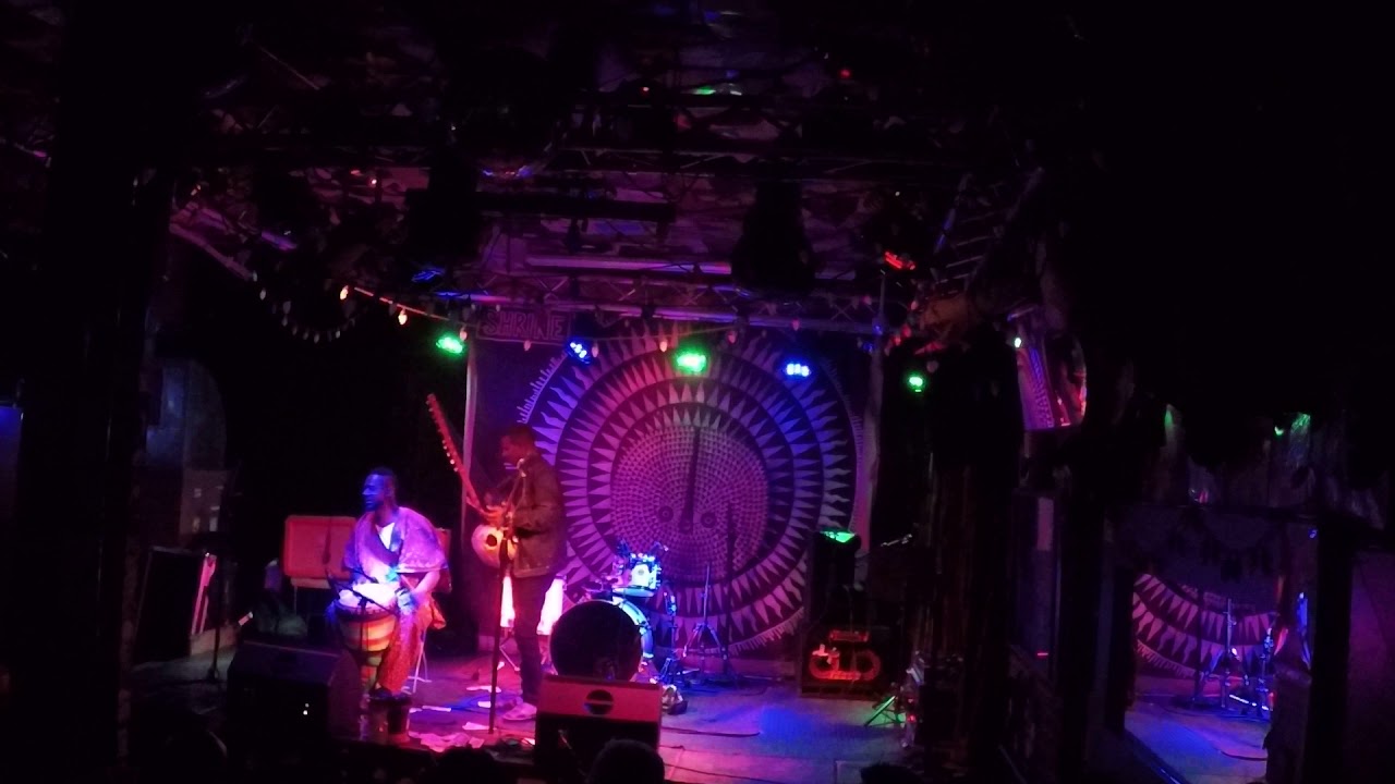 Dicko Fils Acoustic set at Shrine