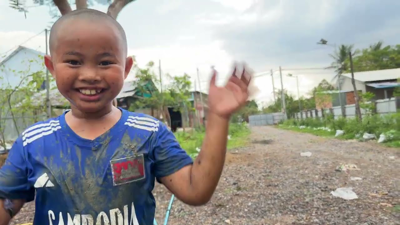 នាយក្រិននាំកូនចាប់ត្រី🐟🐟