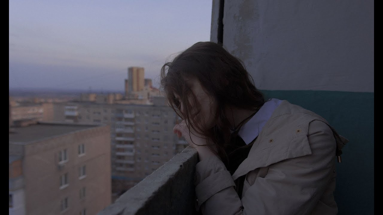 Buerak - На Старых Сидениях Кинотеатра (Na Starykh Sideniyakh Kinoteatra) (Legendado)