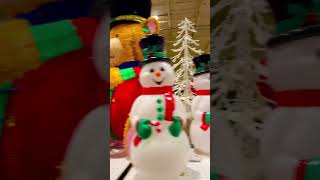 Vibrant Christmas Decorations & Nutcracker Magic/Holiday Cheer #giftbyliz #christmasgifts