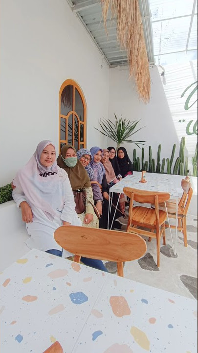 Santai di Warung Tropis Purwokerto