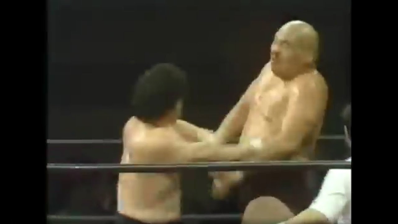 Genichiro Tenryu vs Killer Khan 1985 04 12 NWA UN Title