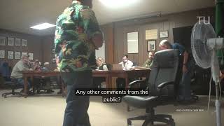 Windham supervisor tears up newspaper in clash over mountain club hotel