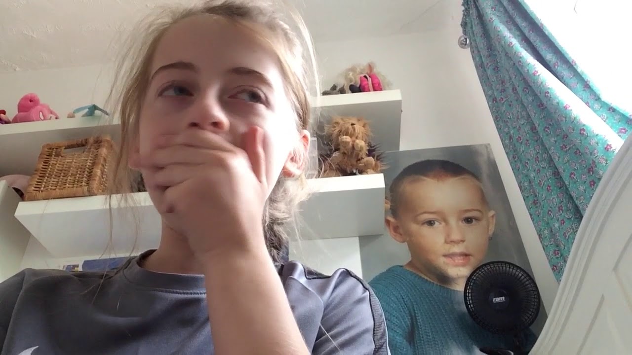 Girl farts but blames it on a ghost YouTube