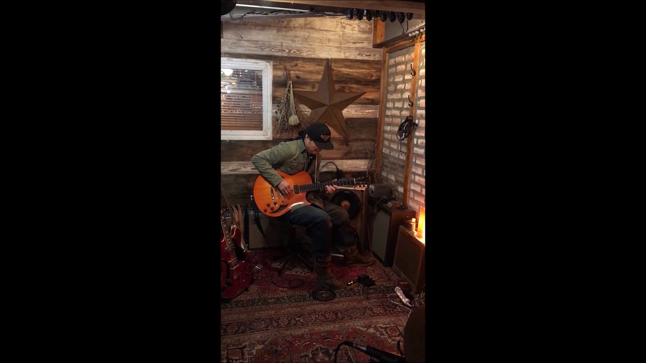 BG Taka plays Marchione - YouTube