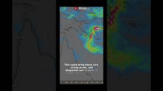 Cyclone weakening on approach to far North Queensland