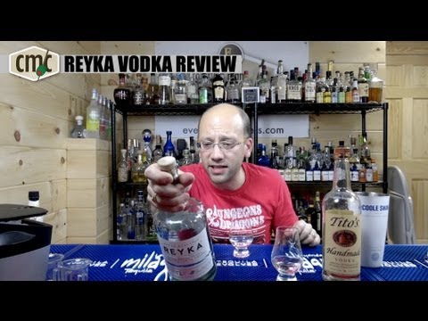 Video: Reyka Vodka Membuka Bar Glasier Pertama Di Dunia. Bagaimana Untuk Sampai Ke Sana Dan Apabila Ia Dibuka