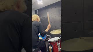 24インチのライド、本気で鳴らすとこうなります。音量じゃなくて“音圧”で持っていく。#shorts いがたくみどらみんぐ