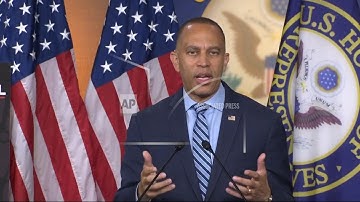 House leader Jeffries sees ‘opportunity’ in Trump-Musk feud