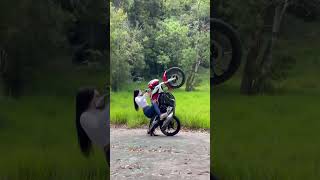 Mulher Dando Grau? Ai Toca O Foguete