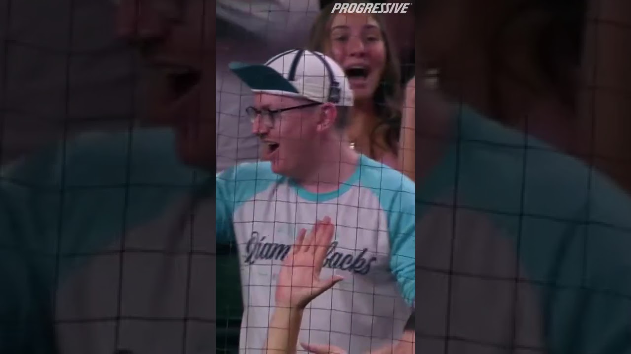 RYAN WALDSCHMIDT WALKS OFF THE CUBS!!! #baseball #homerun