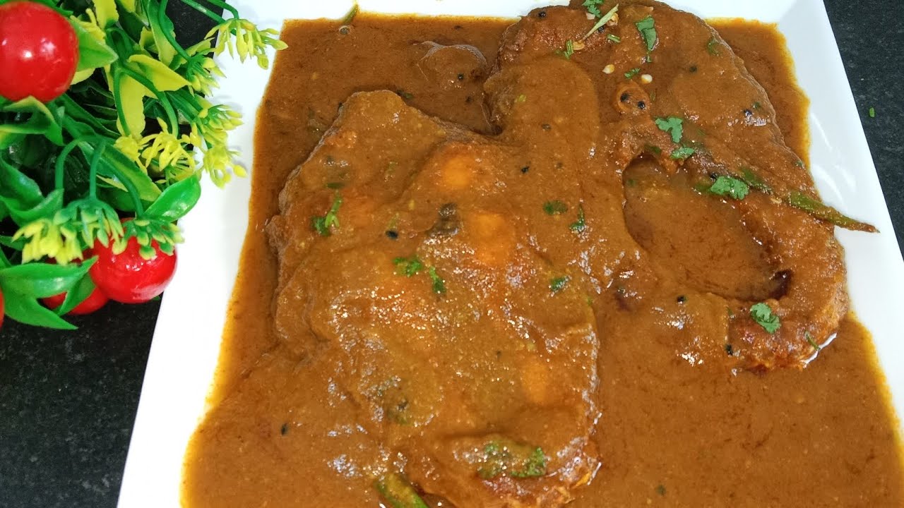 মুখে লেগে থাকার মতো রুই মাছের ঝোল | Traditional Rui Fish Curry | Rina's spice kitchen