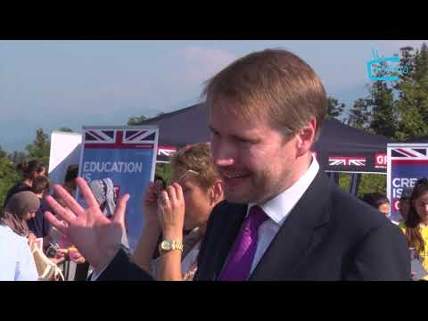 დიდი ბრიტანეთის ელჩი ნასაკირალში მოსწავლეებს შეხვდა