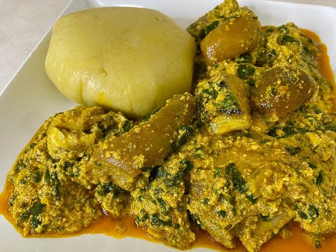 how-to-make-egusi-soup-(pumpkin-seeds)-....comment-je-fais-la-sauce-de-courge(pistache)
