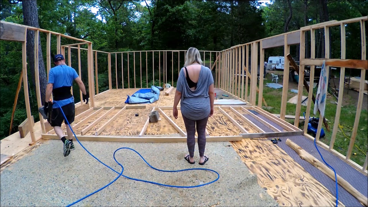 Off Grid Cabin - First Walls Going Up - YouTube