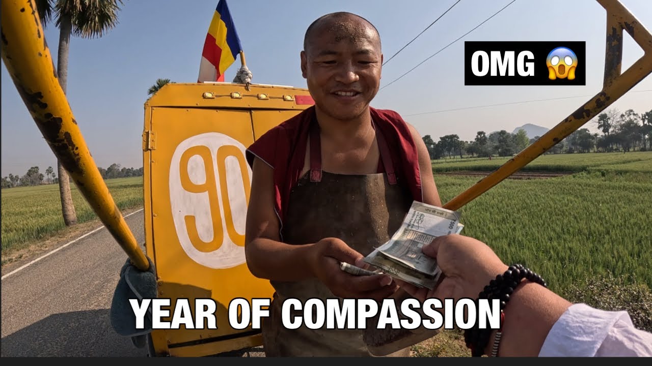 OMG 😱! Two Buddhist monks reached Bodh Gaya on prostration from Nepal || Tibetan YouTube || 