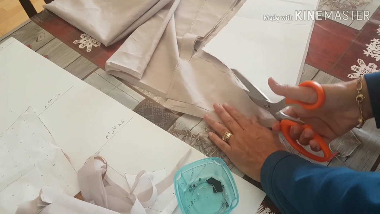 تطبيق الباترون الاساسي على القماش وطريقة تفصيله بالنسبة للمبتدئين